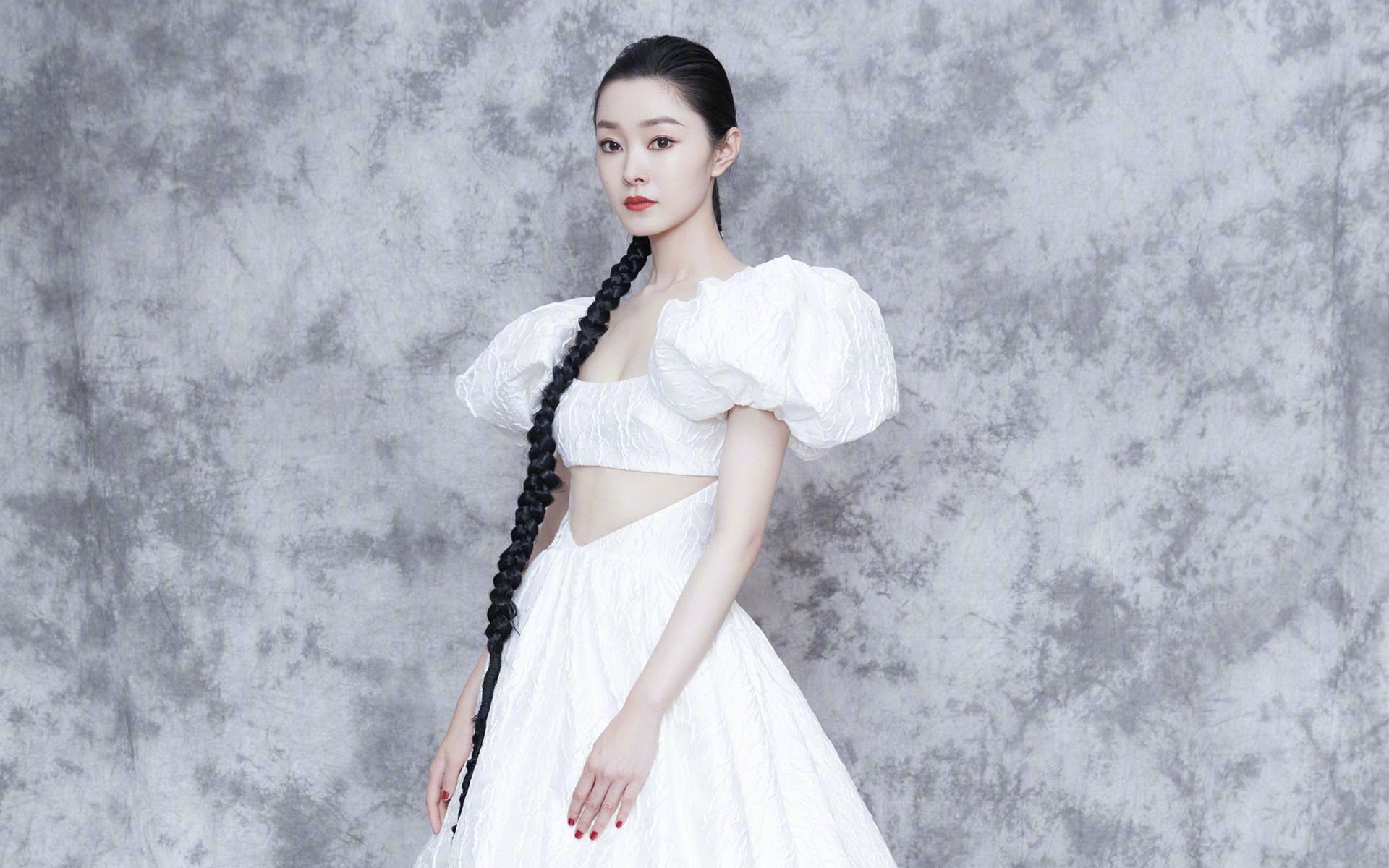 im体育app官网-76人季后赛首轮出局，球队面临重建压力，76人季后赛首发