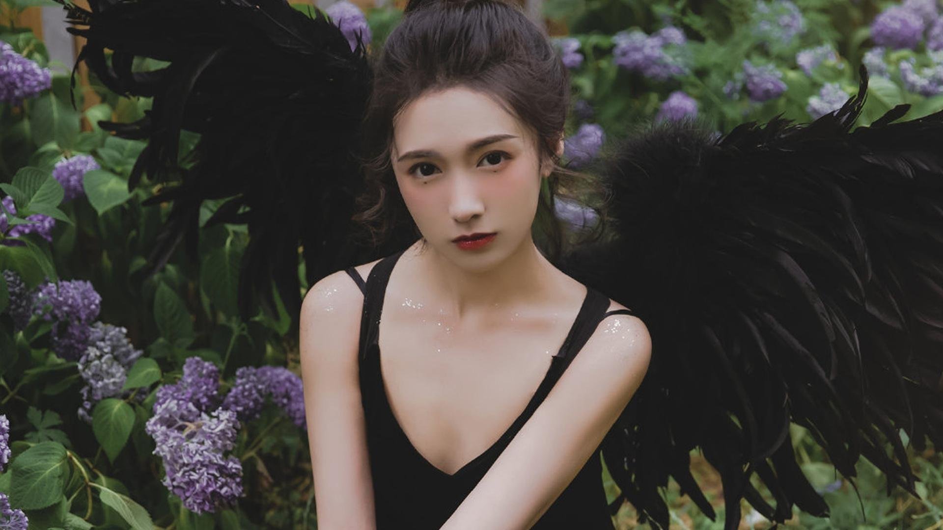 中国男足在巴黎奥运会比赛中以3-2战胜德国,奥运会男足中国对巴西