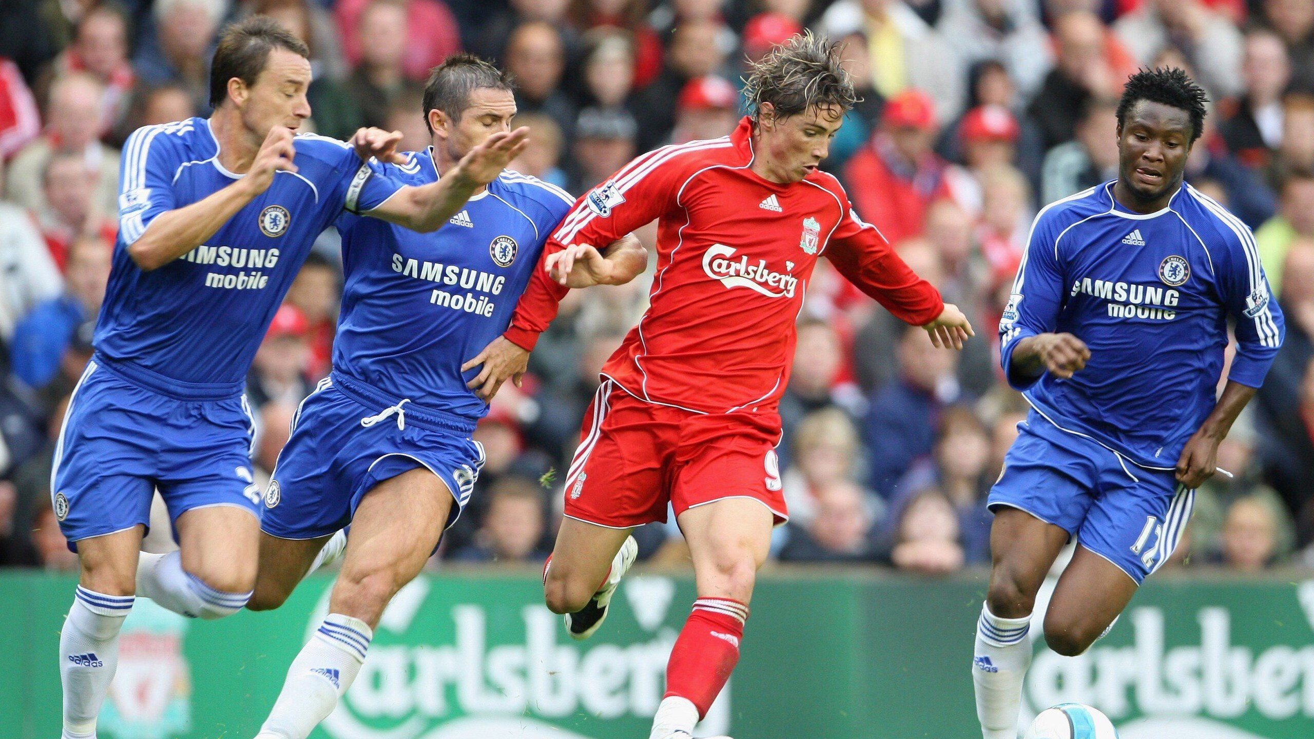 im体育官方登录-皮特·卡普尔的精准突破和精准传球，助袋鼠队快速反击，皮尔斯和卡特谁厉害